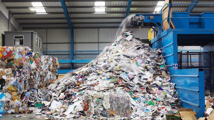 Recycling-Förderbandanlage